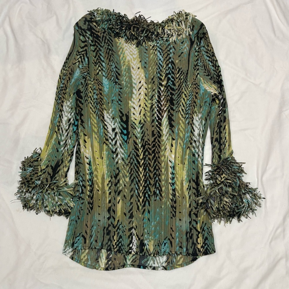 Funky Green Blouse - Picture 2 of 3